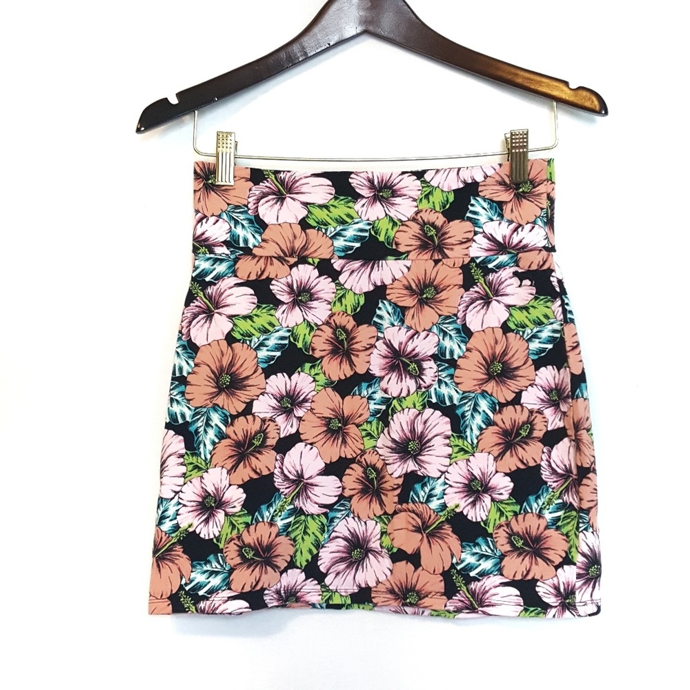 VS PINK Floral Mini Bodycon Skirt L